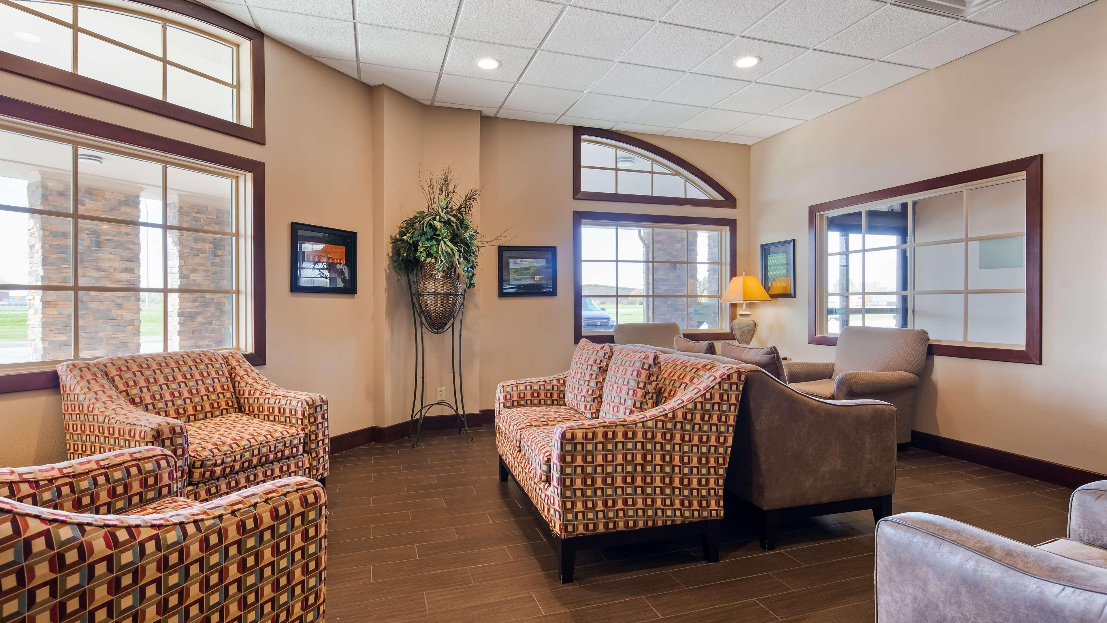Crossroads Hotel & Event Center Fort Dodge Buitenkant foto